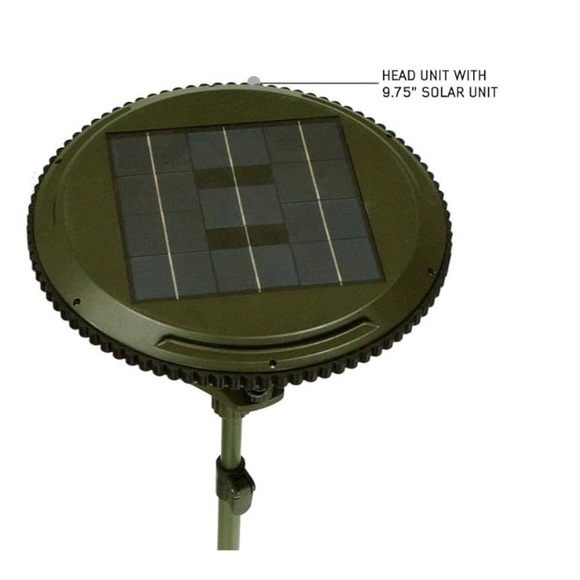 Overland Solar LED Light with Handle - Picture 16 of 16